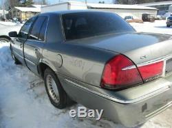 Driver Front Door With Keyless Entry Pad Fits 00-02 CROWN VICTORIA 185575