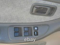 RIGHT FRONT DOOR 00 01 Nissan Altima Electric Without Keyless Entry R132877