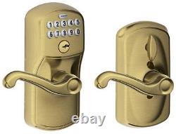 Schlage FE595-PLY-FLA Flex Lock Keypad Entry Lock Leverset Brass would translate to 'Schlage FE595-PLY-FLA Serrure à levier avec clavier numérique en laiton'.